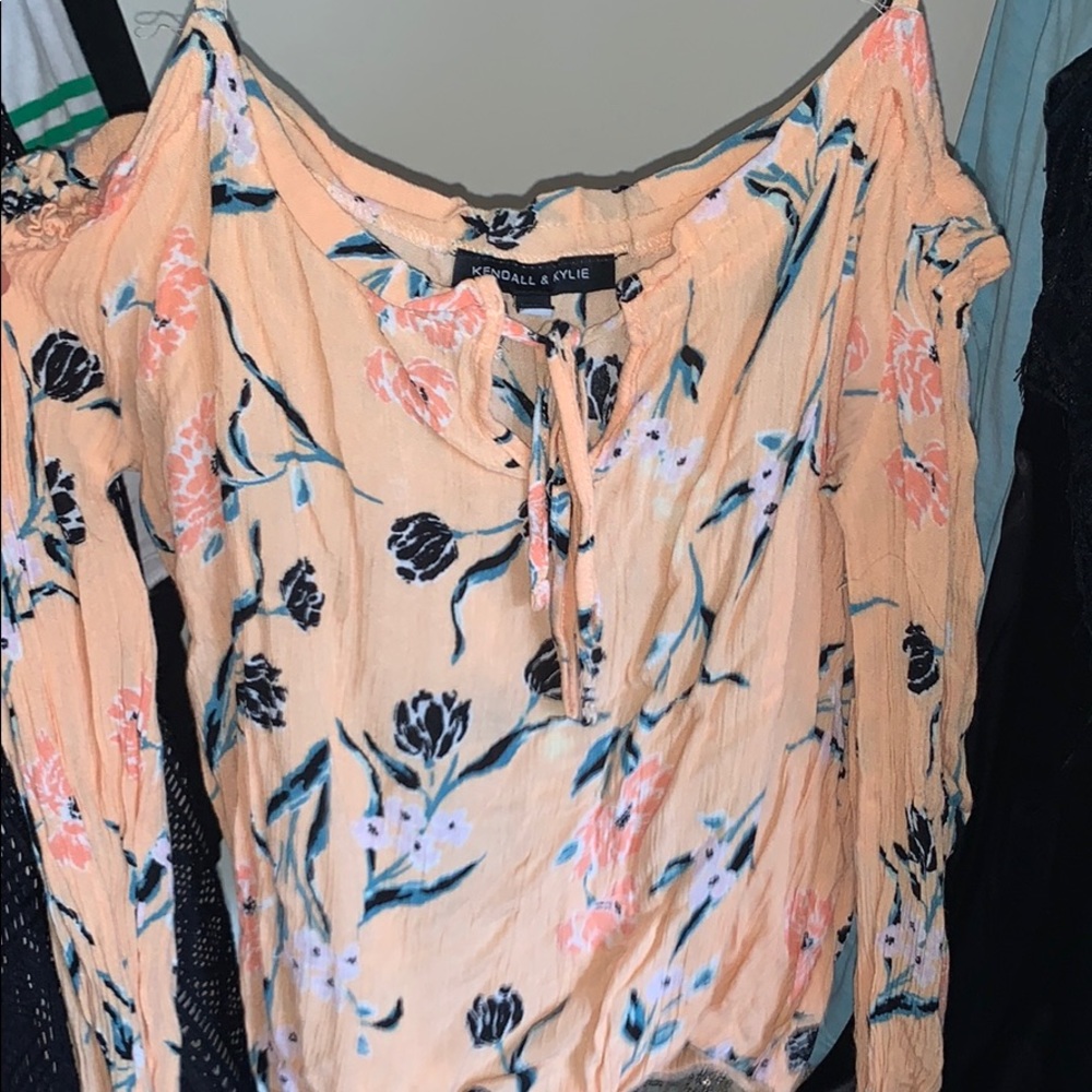 Kendall & Kylie off the shoulder top